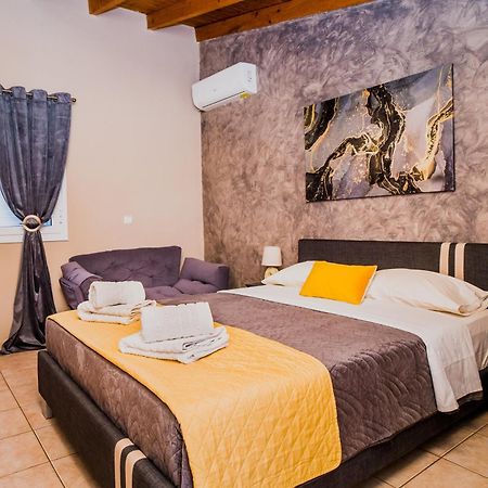 The Dreamhouse Athens Airport Appartement Artemida  Buitenkant foto